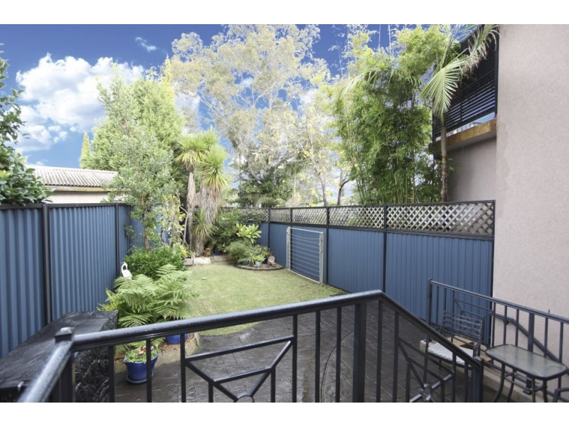 3A Apex Avenue, Picnic Point NSW 2213