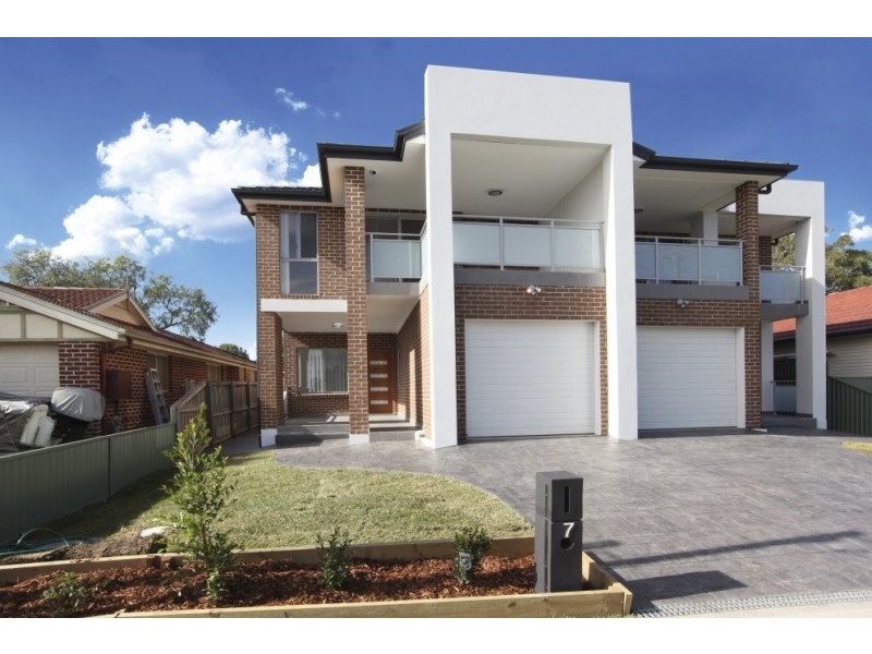 7 Lindsay Street, Panania NSW 2213