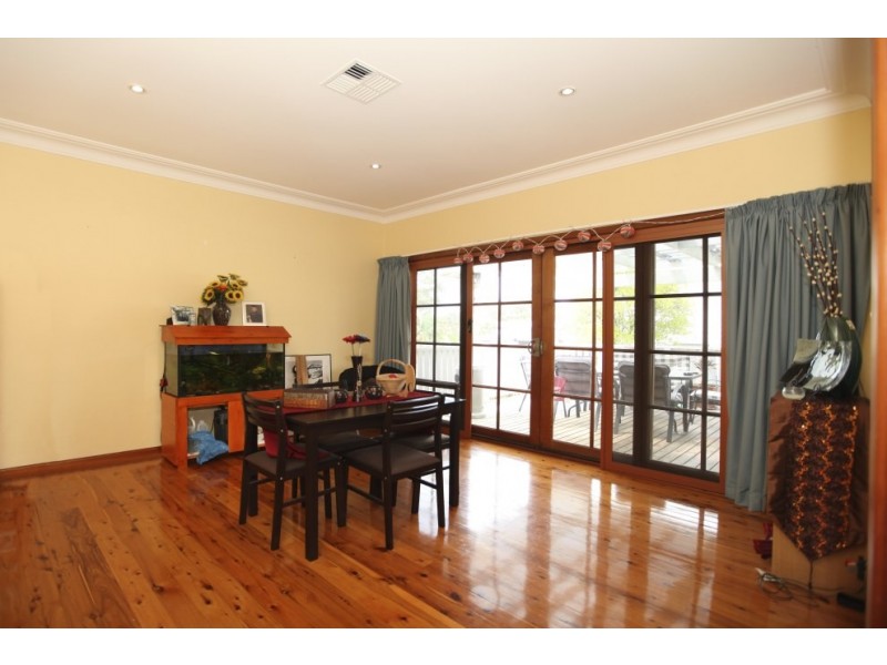 16 Paul Street, Panania NSW 2213