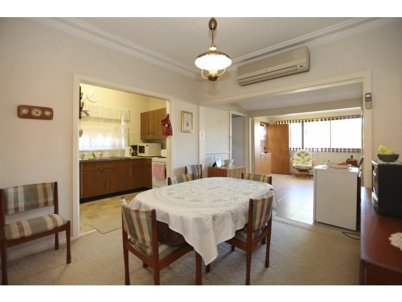 13 Henderson Avenue, Panania NSW 2213