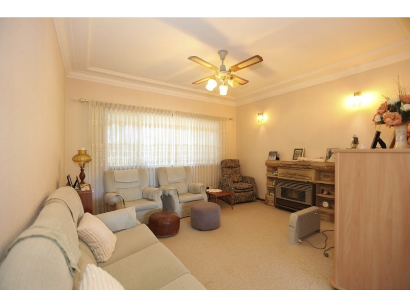 13 Henderson Avenue, Panania NSW 2213