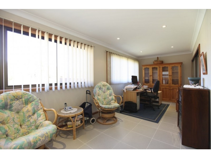 13 Henderson Avenue, Panania NSW 2213