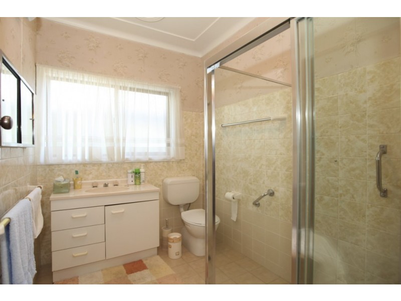 13 Henderson Avenue, Panania NSW 2213