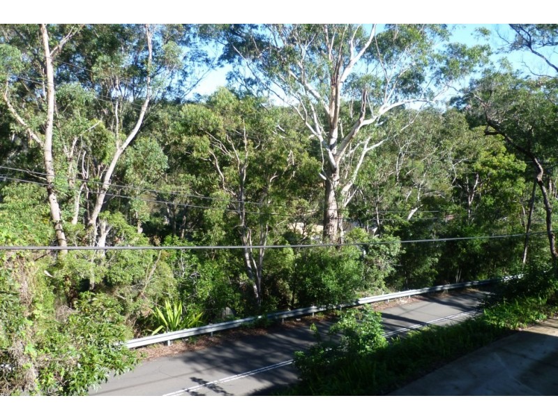 6 Carinya Road, Picnic Point NSW 2213