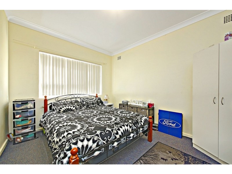 2/94-96 Anderson Avenue, Panania NSW 2213