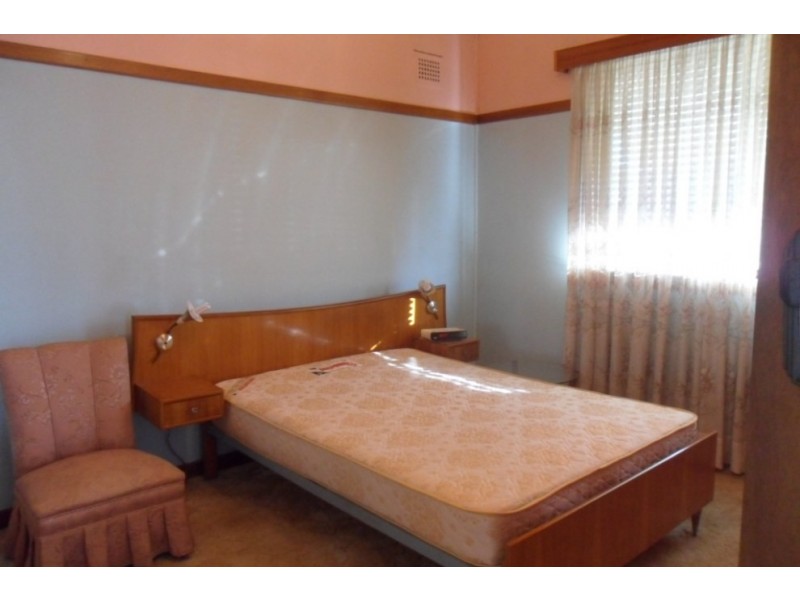 21 Panania Avenue, Panania NSW 2213