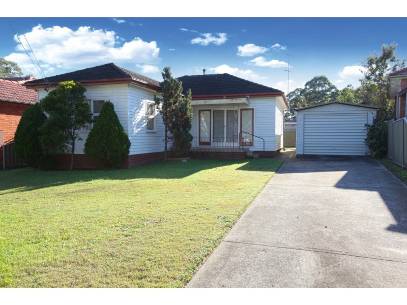20 Ogilvie Street, East Hills NSW 2213