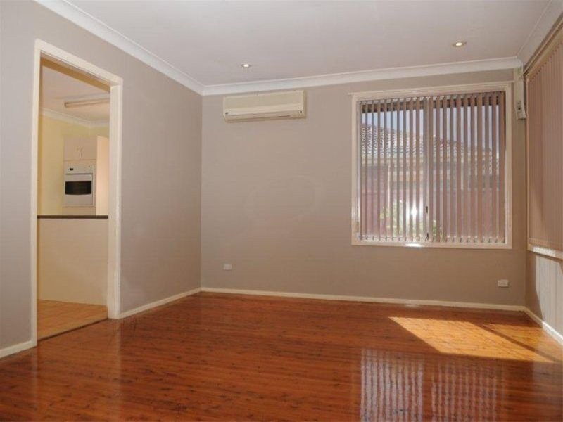 61 Bullecourt Avenue, Milperra NSW 2214