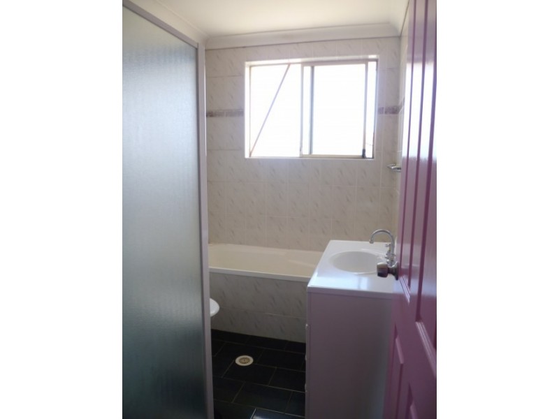 1/27 Market Street, Condell Park NSW 2200