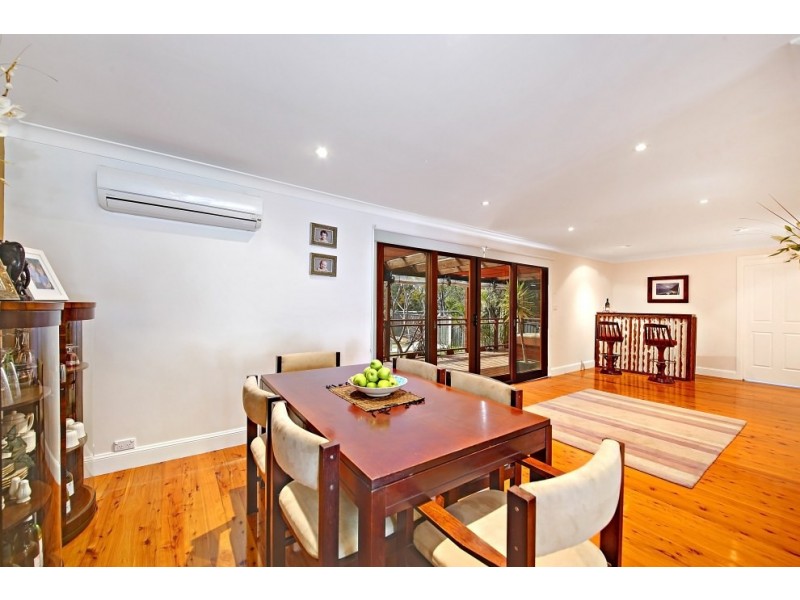25 Thomas Street, Picnic Point NSW 2213