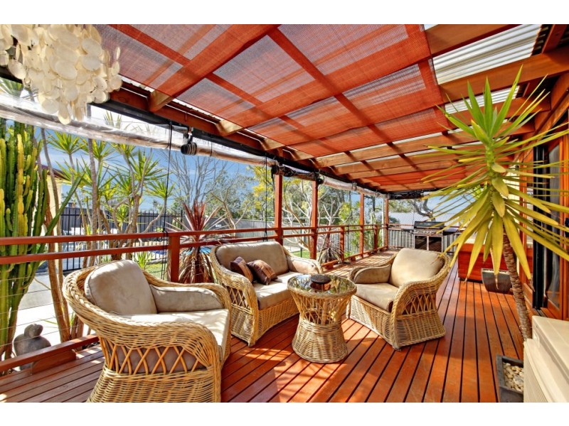 25 Thomas Street, Picnic Point NSW 2213