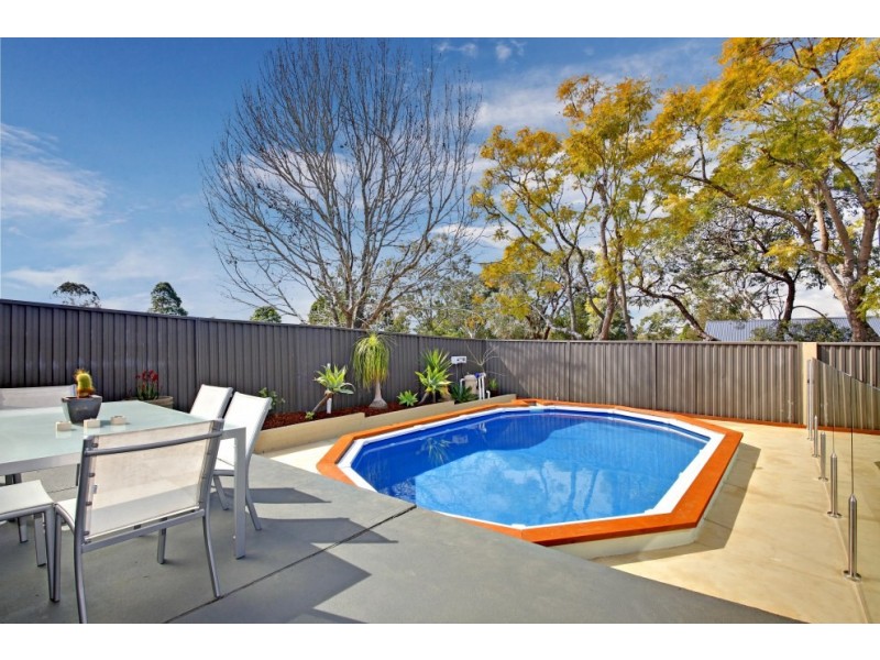 25 Thomas Street, Picnic Point NSW 2213