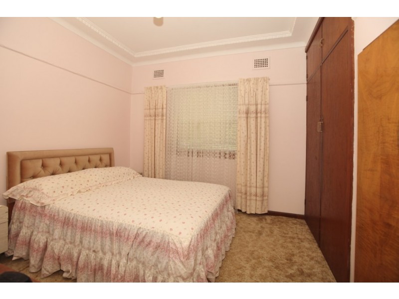 112 Lambeth Street, Panania NSW 2213