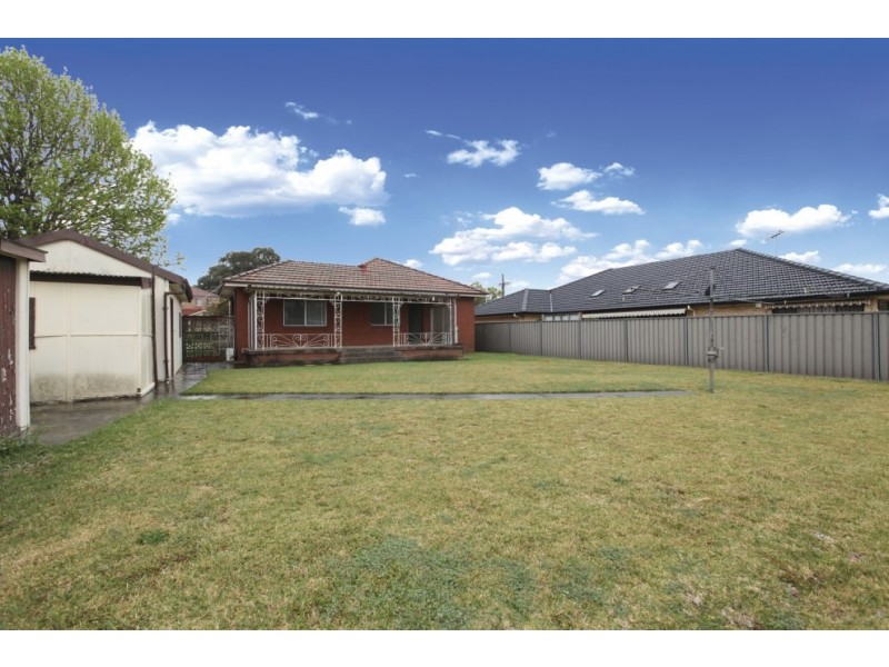 131 Tompson Road, Panania NSW 2213