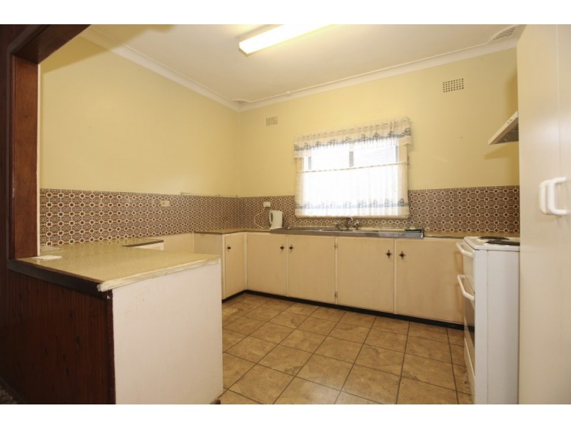 131 Tompson Road, Panania NSW 2213