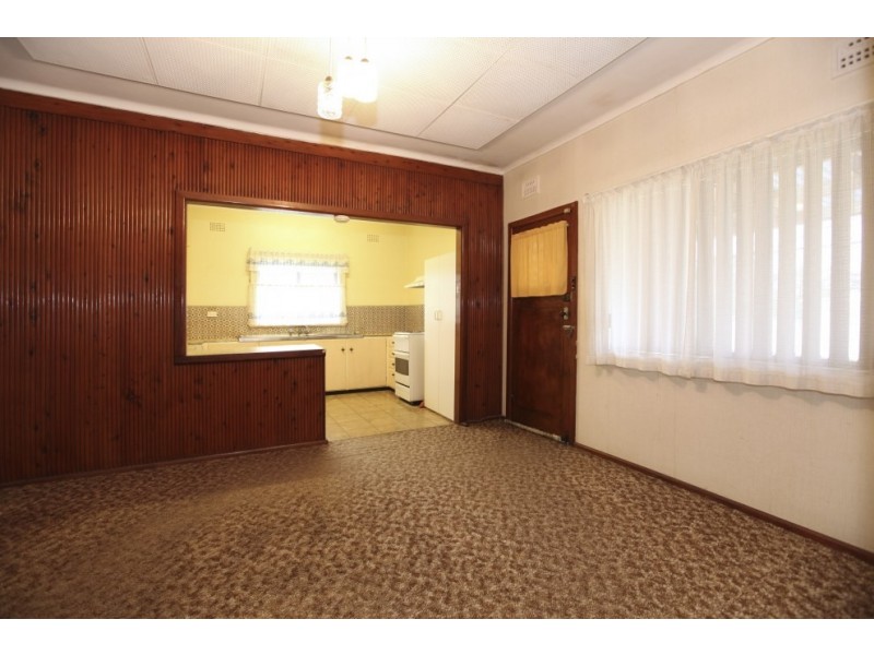 131 Tompson Road, Panania NSW 2213