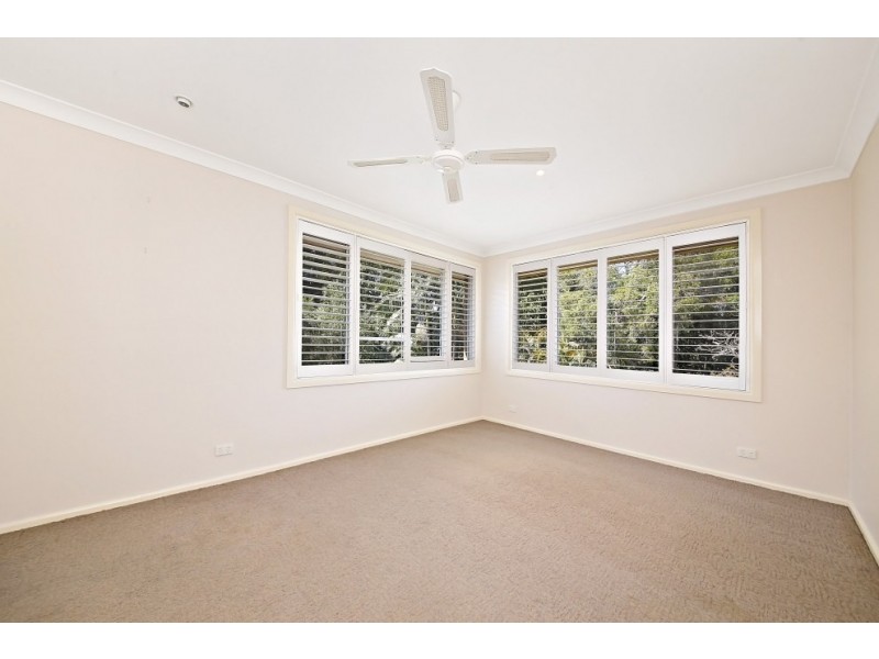 12 Sylvan Grove, Picnic Point NSW 2213