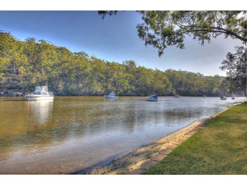 782A Henry Lawson Drive, Picnic Point NSW 2213