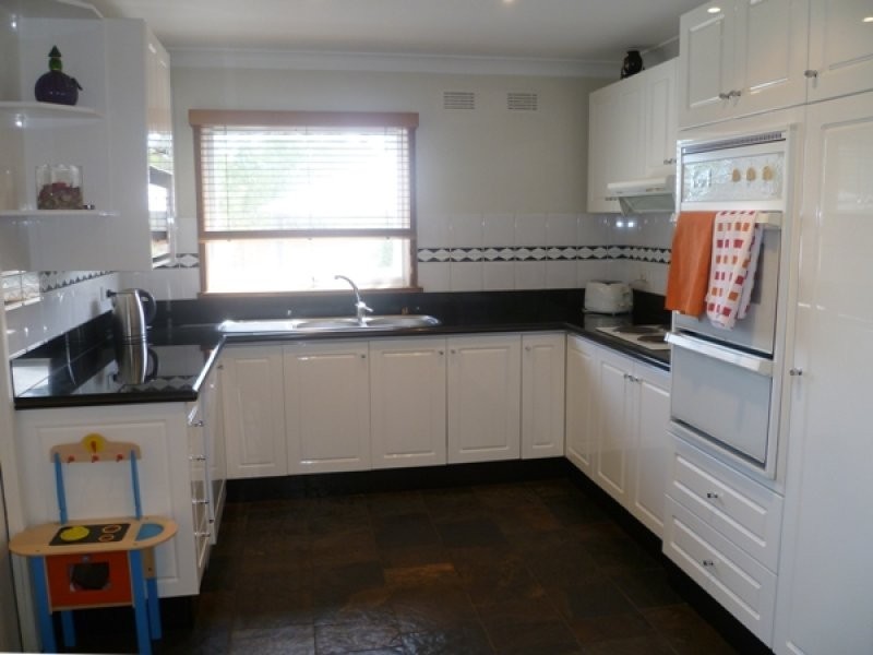 6 Bapaume Place, Milperra NSW 2214