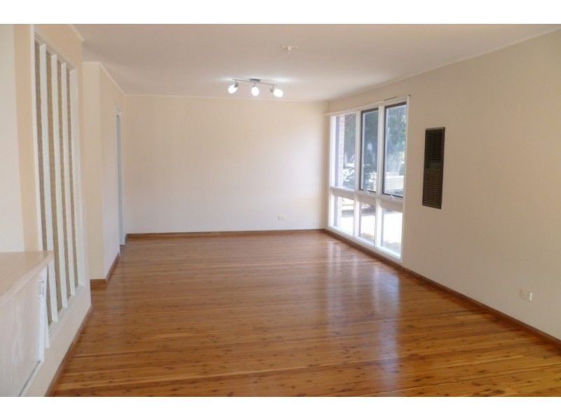 43 Monie Avenue, East Hills NSW 2213