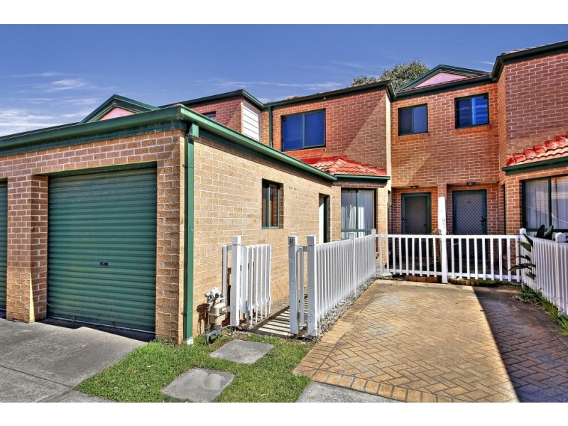 11/169 Horsley Road, Panania NSW 2213