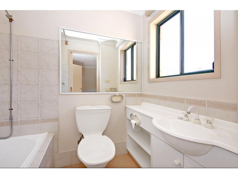 11/169 Horsley Road, Panania NSW 2213