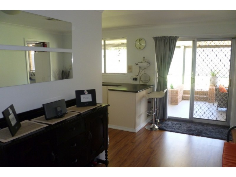 6 Peeler Place, Milperra NSW 2214