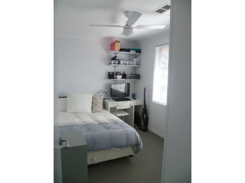 6 Peeler Place, Milperra NSW 2214