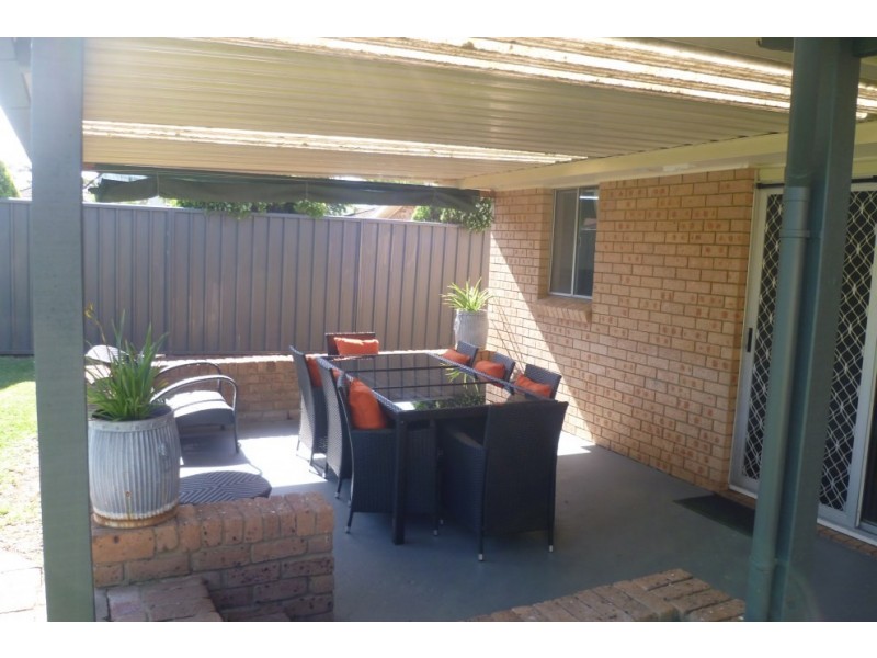 6 Peeler Place, Milperra NSW 2214