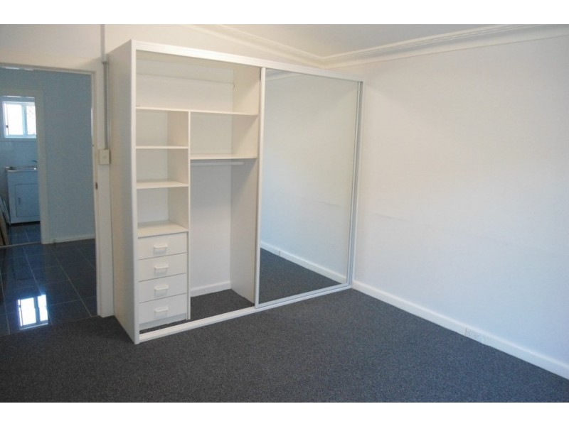 2 Dalziel Avenue, Panania NSW 2213