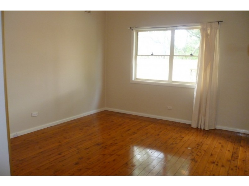 772 Henry Lawson Drive, Picnic Point NSW 2213