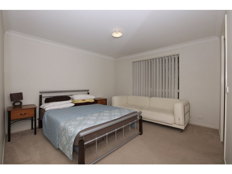 1/2 Parkwood Road, Holsworthy NSW 2173