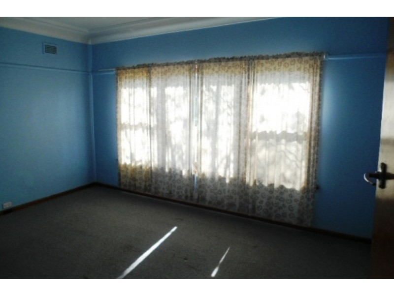 3 Mahnken Avenue, Revesby NSW 2212