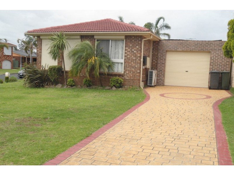 2 Lobelia Street, Macquarie Fields NSW 2564