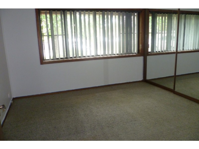 52 Forrest Avenue, East Hills NSW 2213