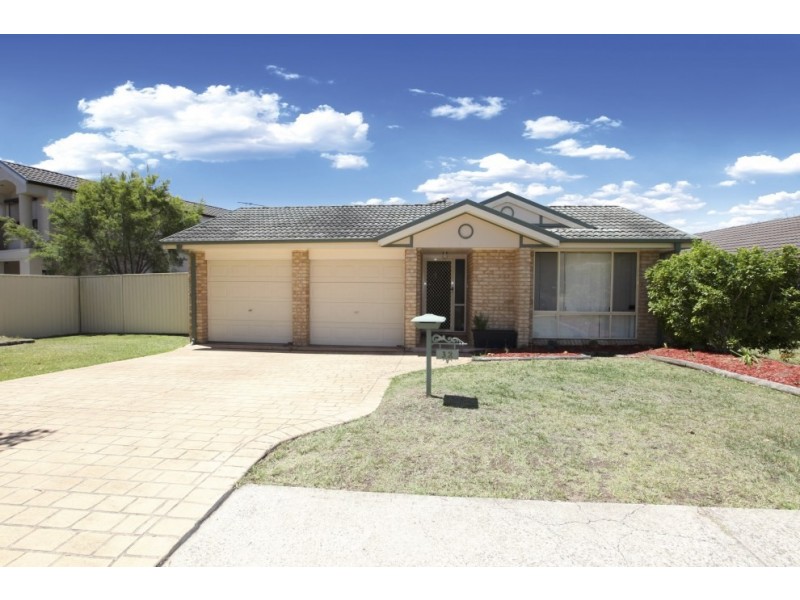 32 Wattle Grove Drive, Wattle Grove NSW 2173