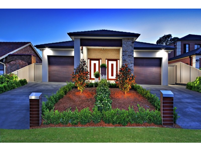 6 & 6a Stretham Avenue, Picnic Point NSW 2213