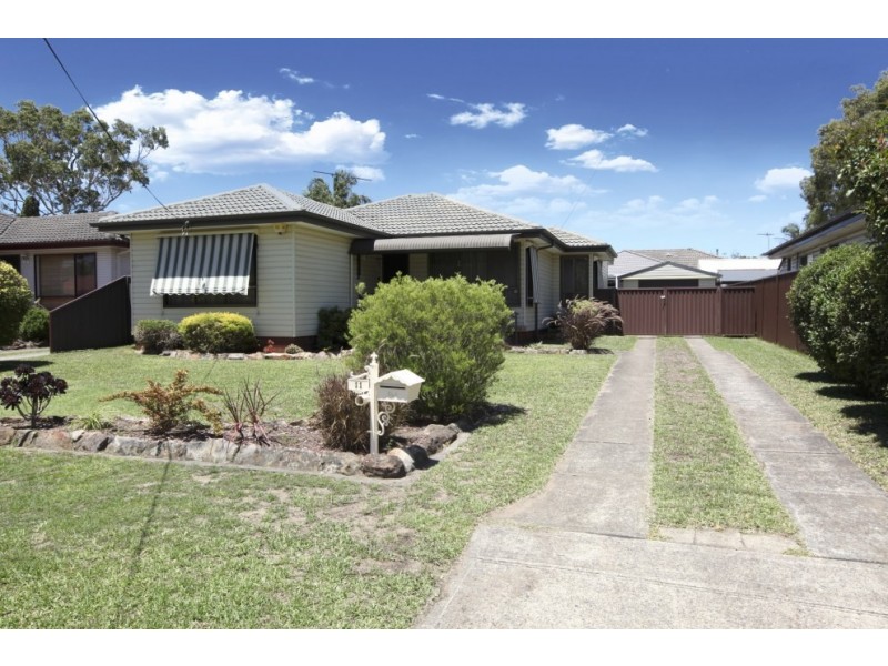 11 Fromelles Avenue, Milperra NSW 2214