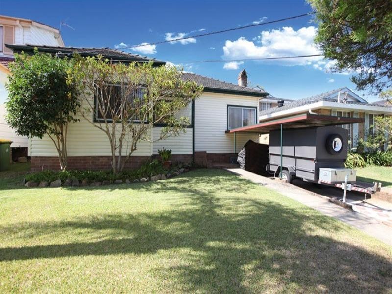 33 Richard Street, Panania NSW 2213