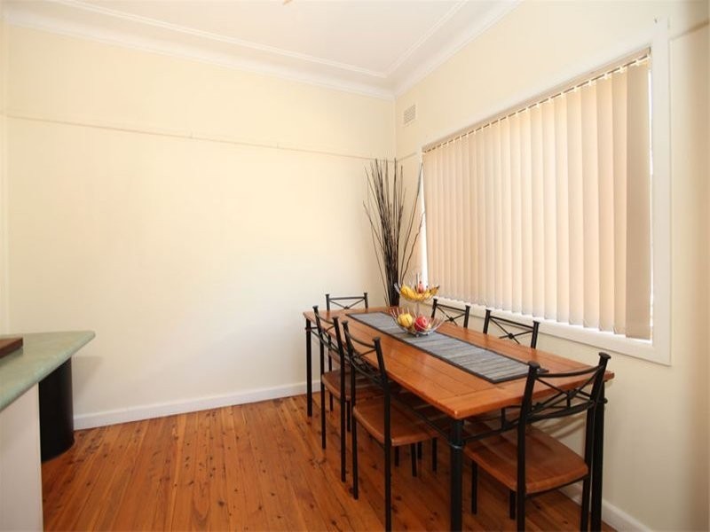 33 Richard Street, Panania NSW 2213