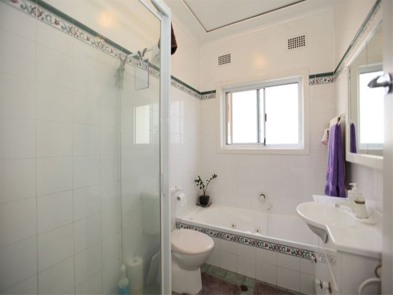 33 Richard Street, Panania NSW 2213