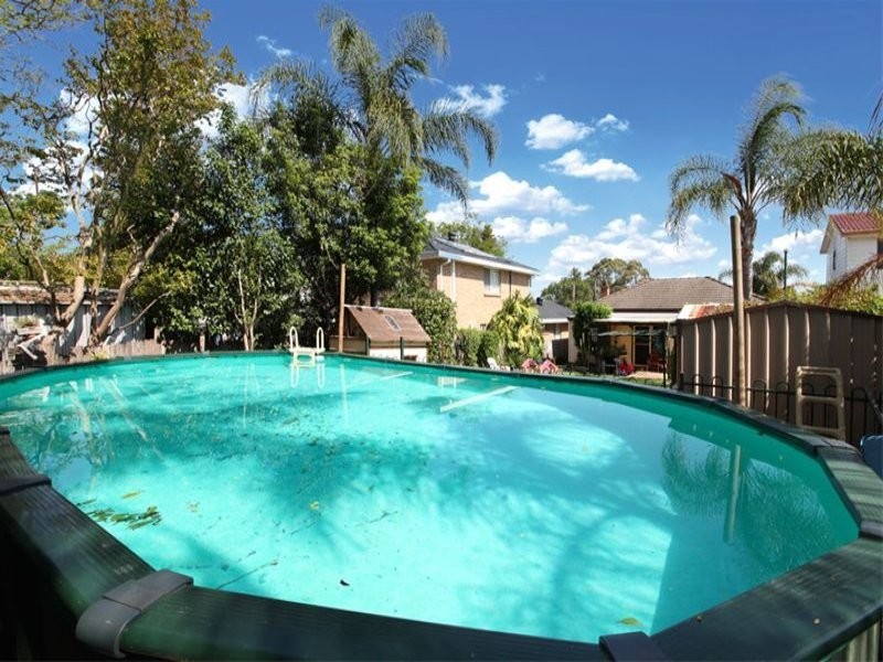 33 Richard Street, Panania NSW 2213