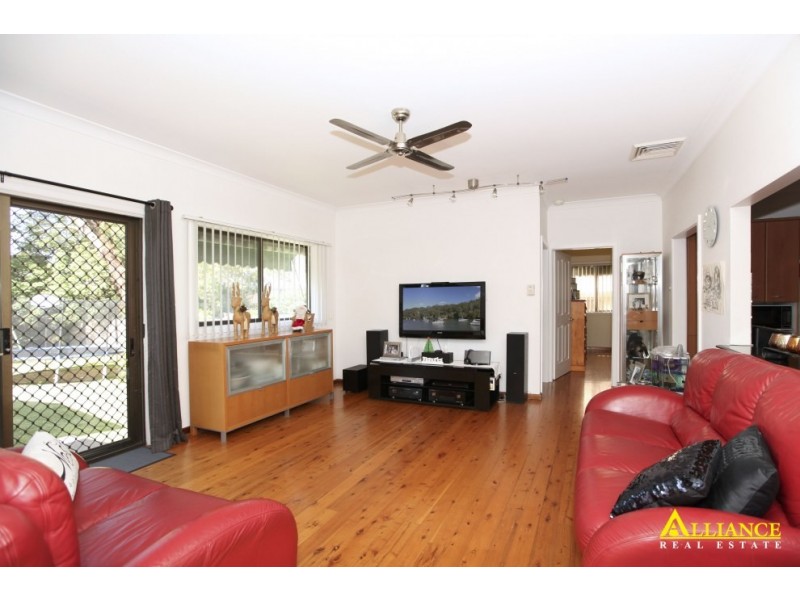 80 Tompson Road, Panania NSW 2213