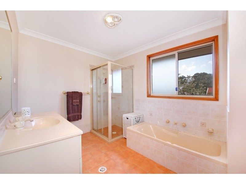 12 Donald Street, Picnic Point NSW 2213