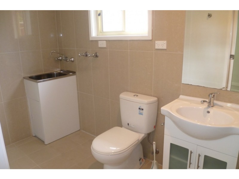 64A Lucas Road, East Hills NSW 2213