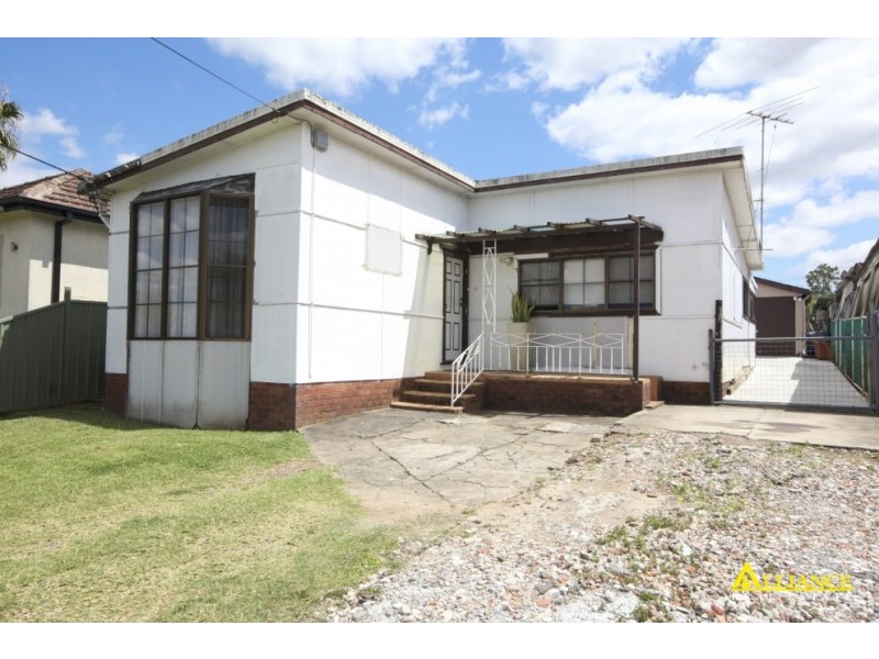 34 Yanderra Street, Condell Park NSW 2200