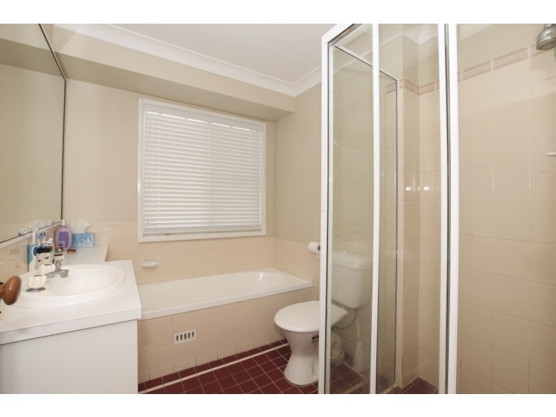 33 Shearwater Road, Hinchinbrook NSW 2168