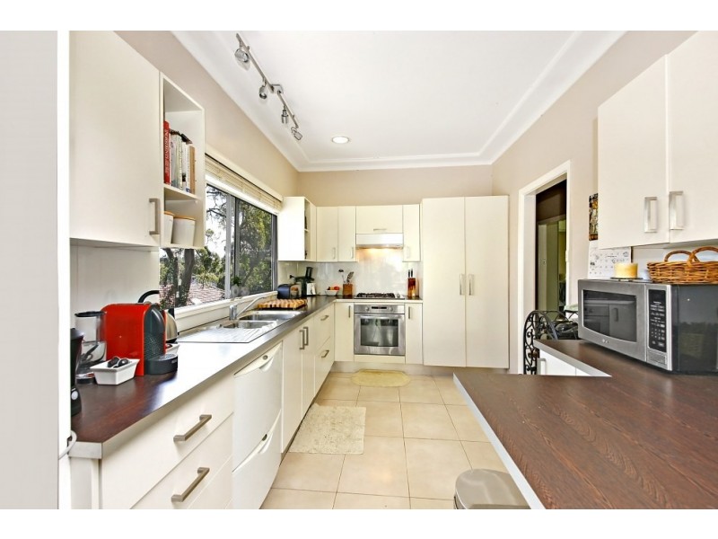 24 Evans Street, Peakhurst NSW 2210