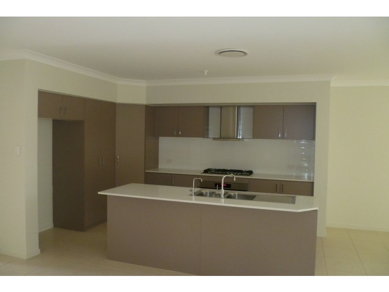 28 Speare Street, Moorebank NSW 2170