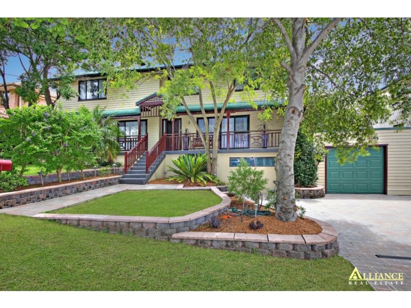 80 Burns Road, Picnic Point NSW 2213